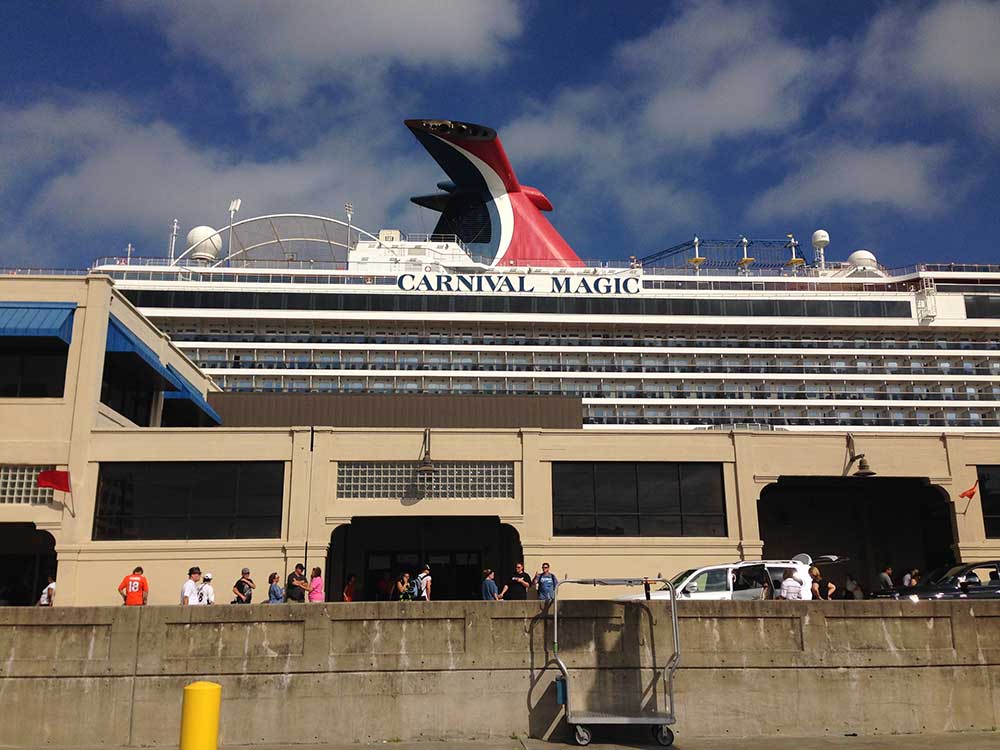 Cruise ship docks with Ebola-watched health worker