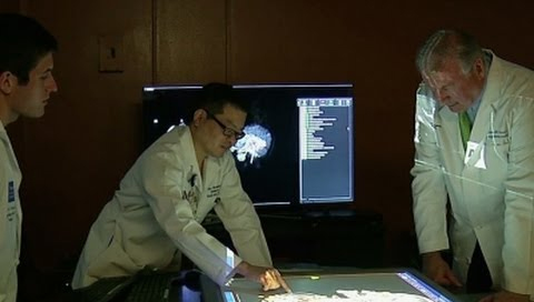 Houston Doctors Use ‘CAVE’ to Navigate Patients